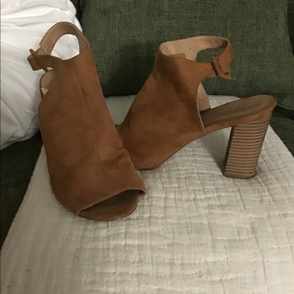 .Very stylish and comfy.